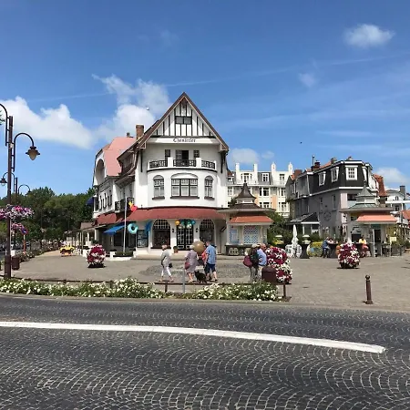 Penthouse In With Sea View * De Haan